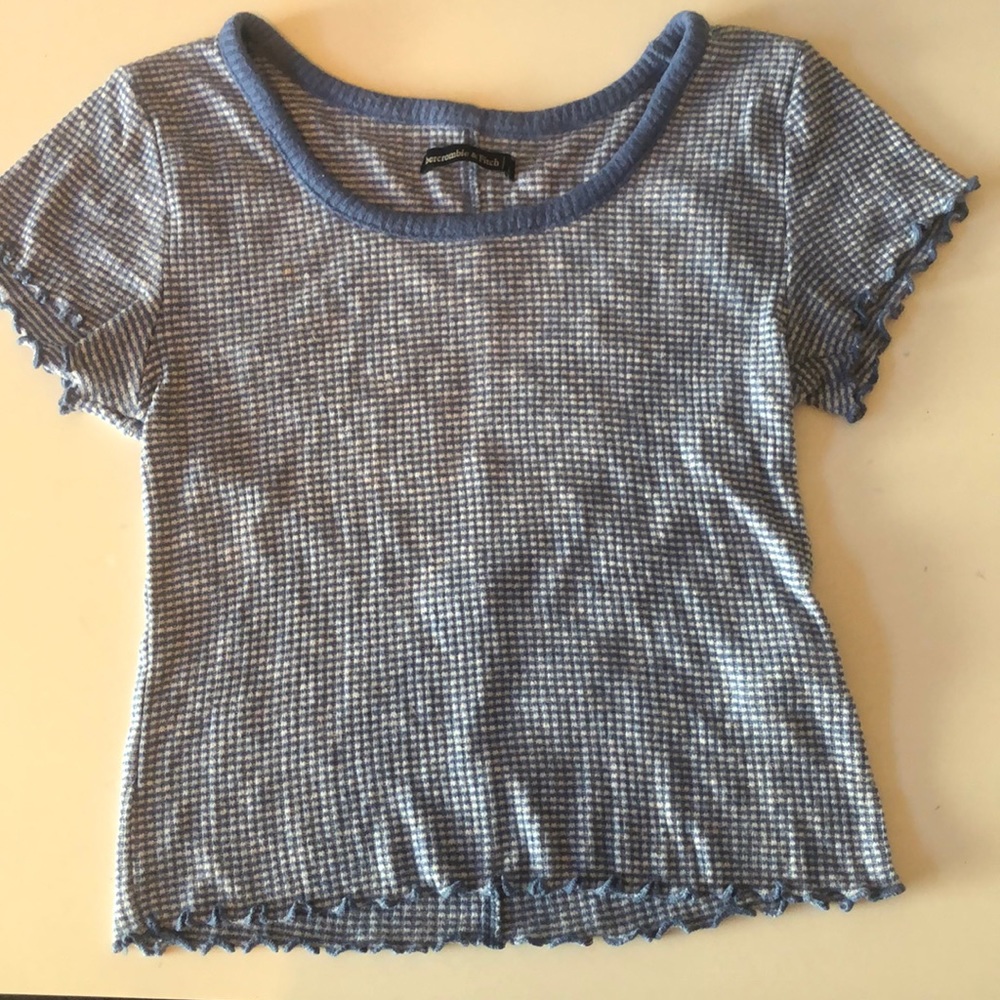 Trendy crop top